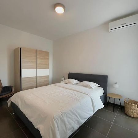 Appartement Mb - Logement 3 Chambres - 德拉格 外观 照片